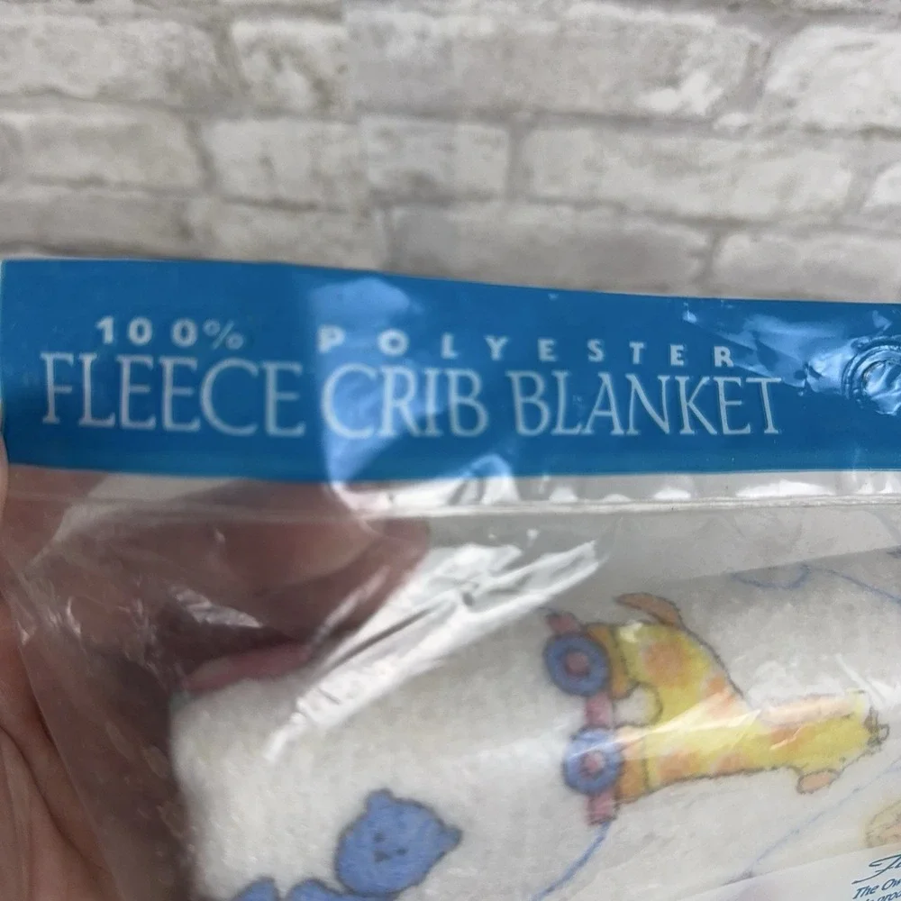 Vintage Owen Fleece Crib Blanket Unisex Receiving 40‎ x 45 USA Nursery Print